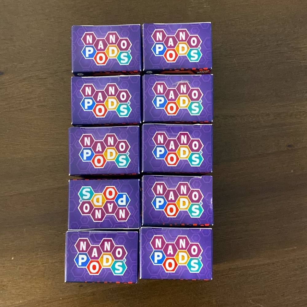 (10) Marvel Nanopods Mystery Mini Figures (Collect, Connect, Display)